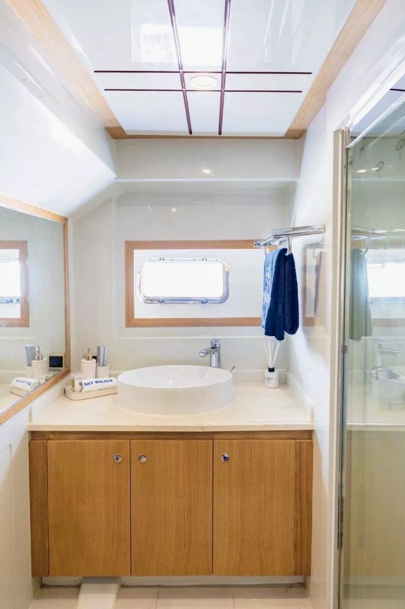 Sky Walker Astra yacht, image 3