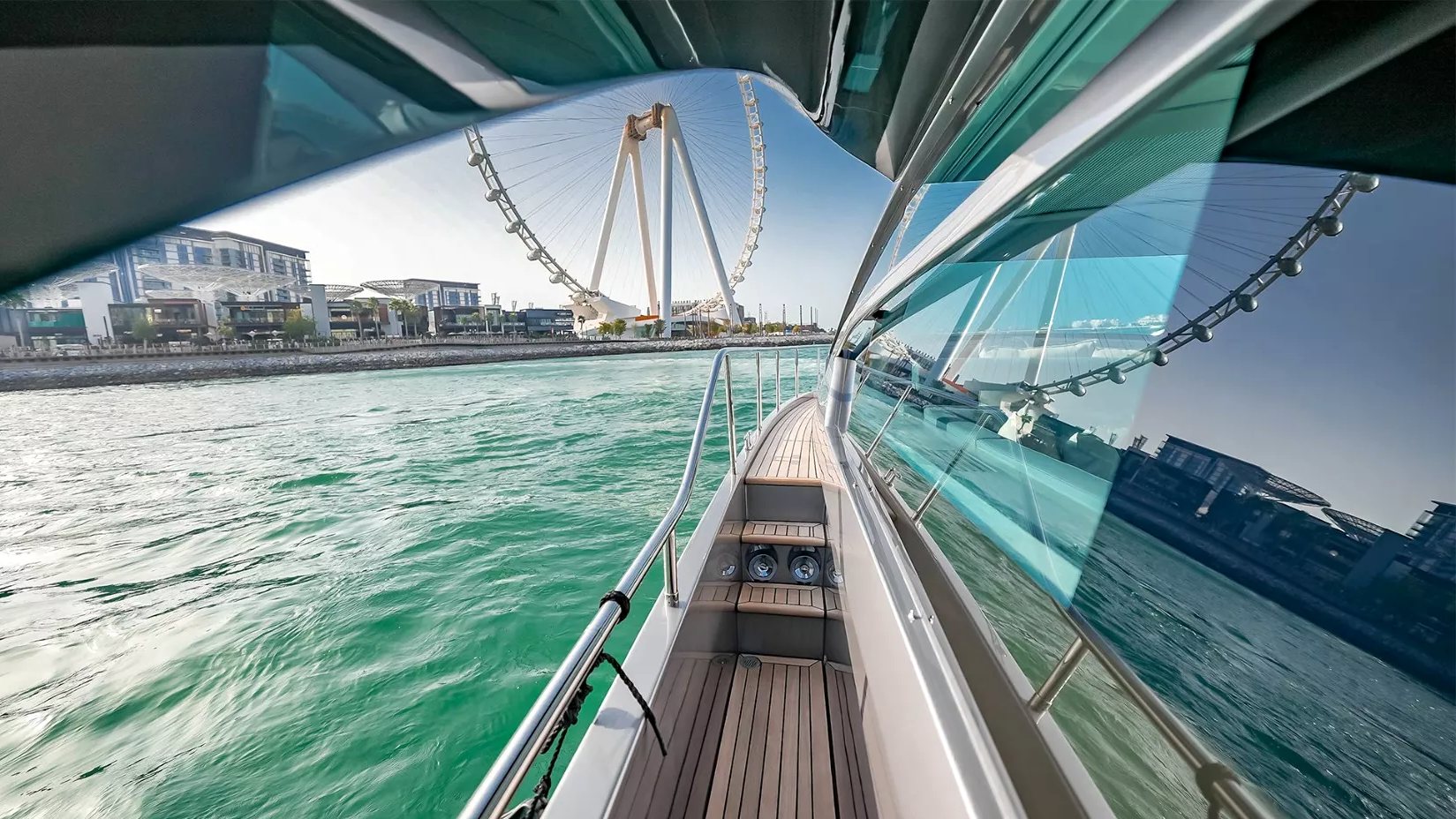 Pershing 5X Shark Grey yacht, image 3