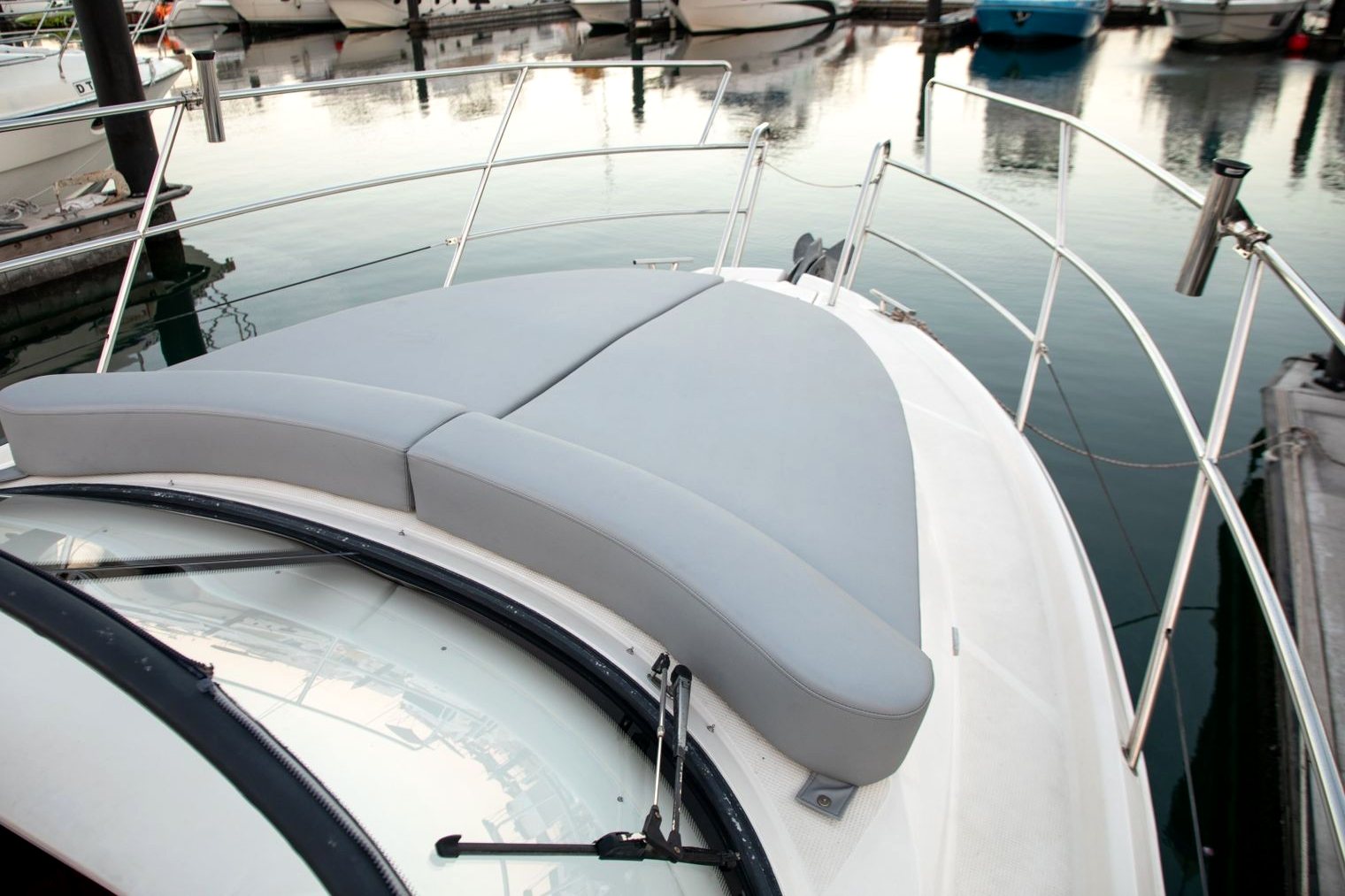 Nora yacht, image 2
