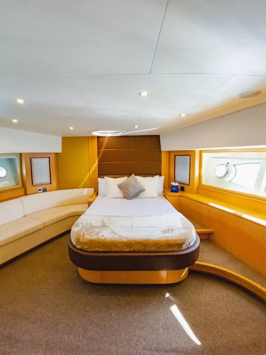 Sky Walker Astra yacht, image 10