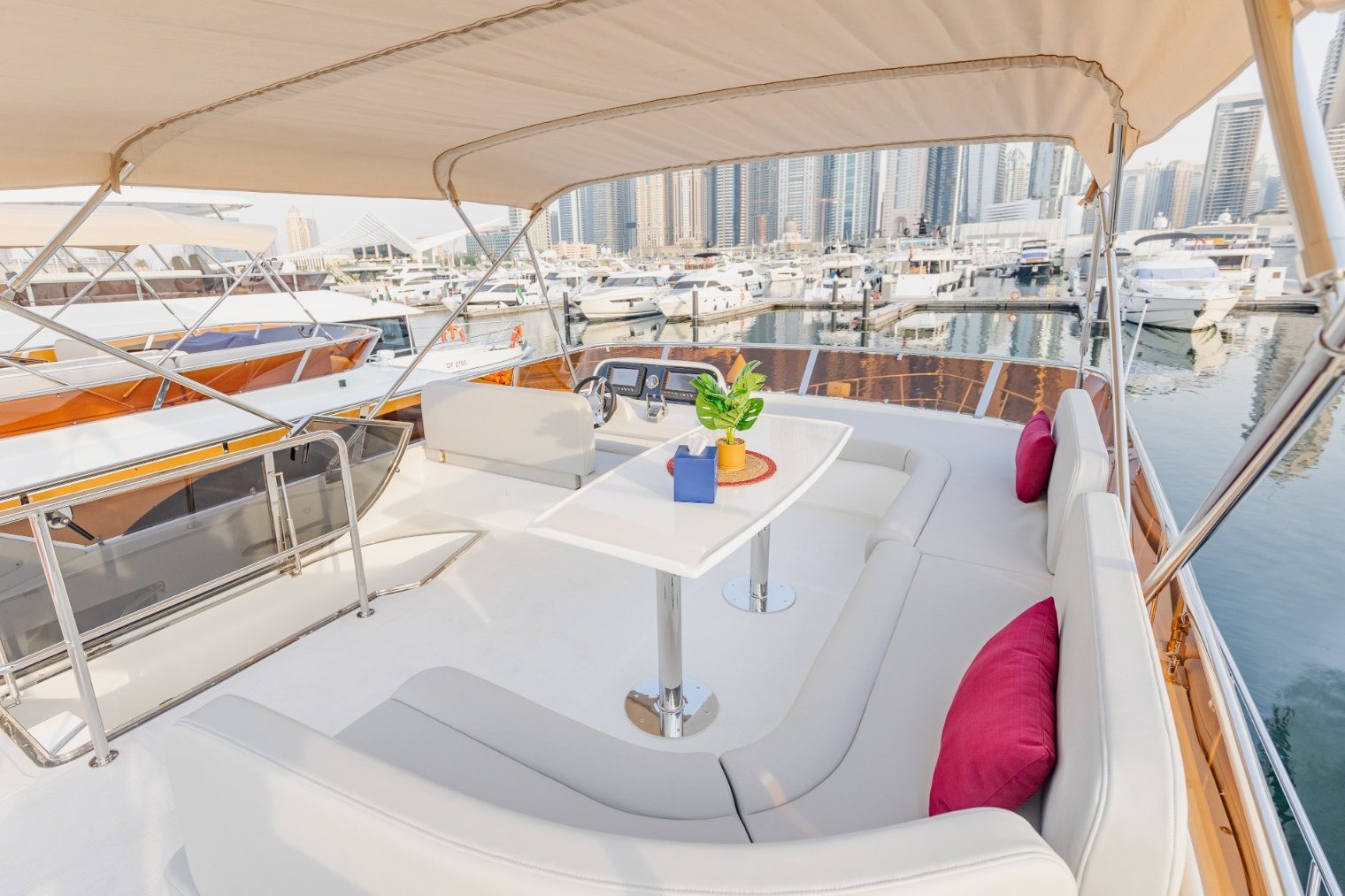 Sky Walker Ava yacht, image 7
