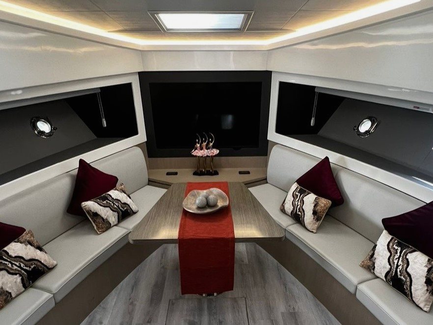 Sky Walker Ava yacht, image 4