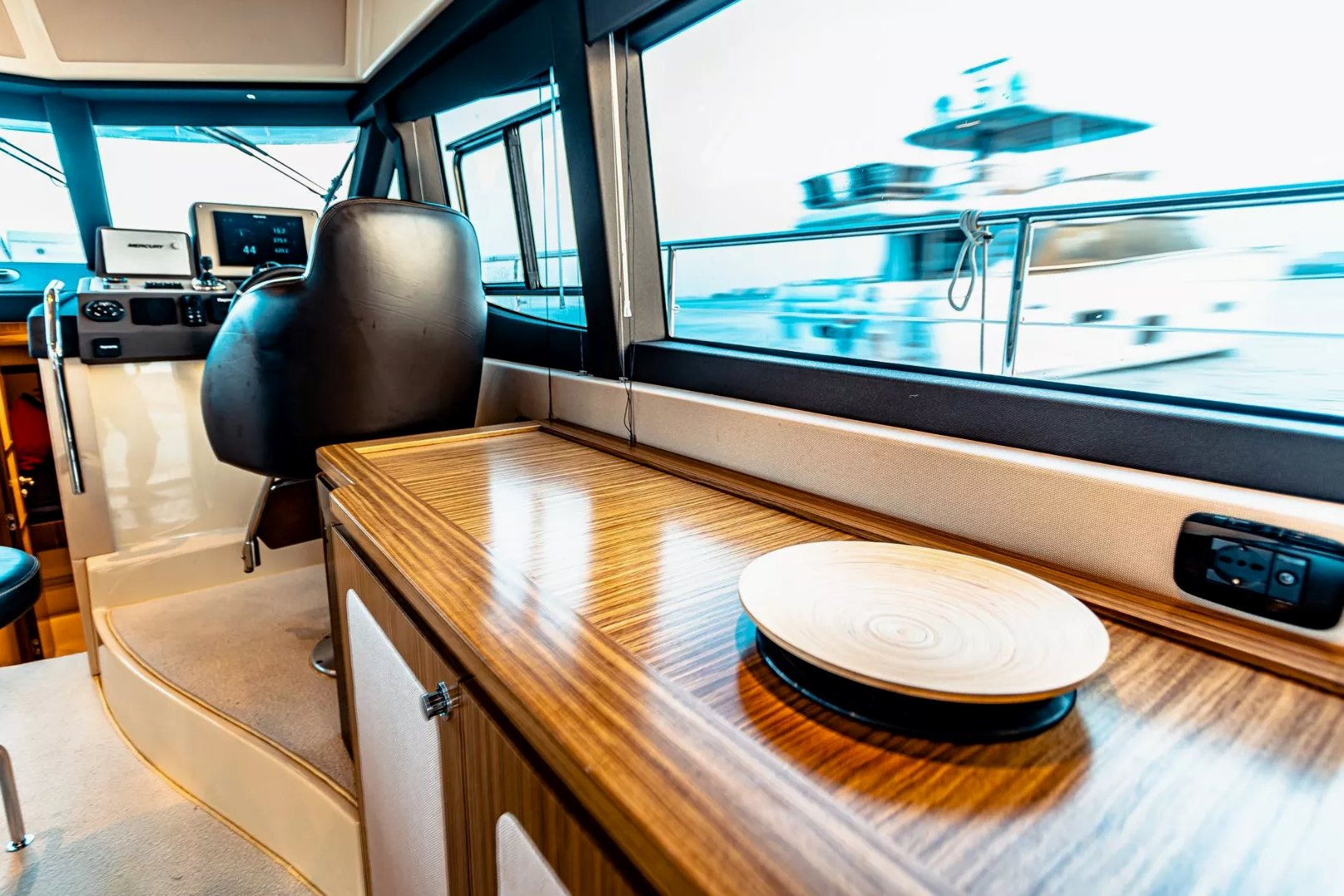 Azimut Magellano 43 ft yacht, image 7