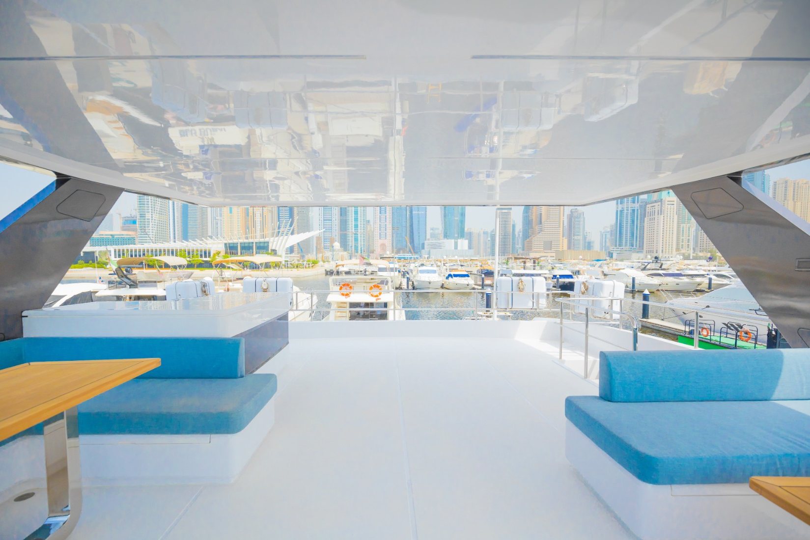 Sky Walker Aquila yacht, image 15