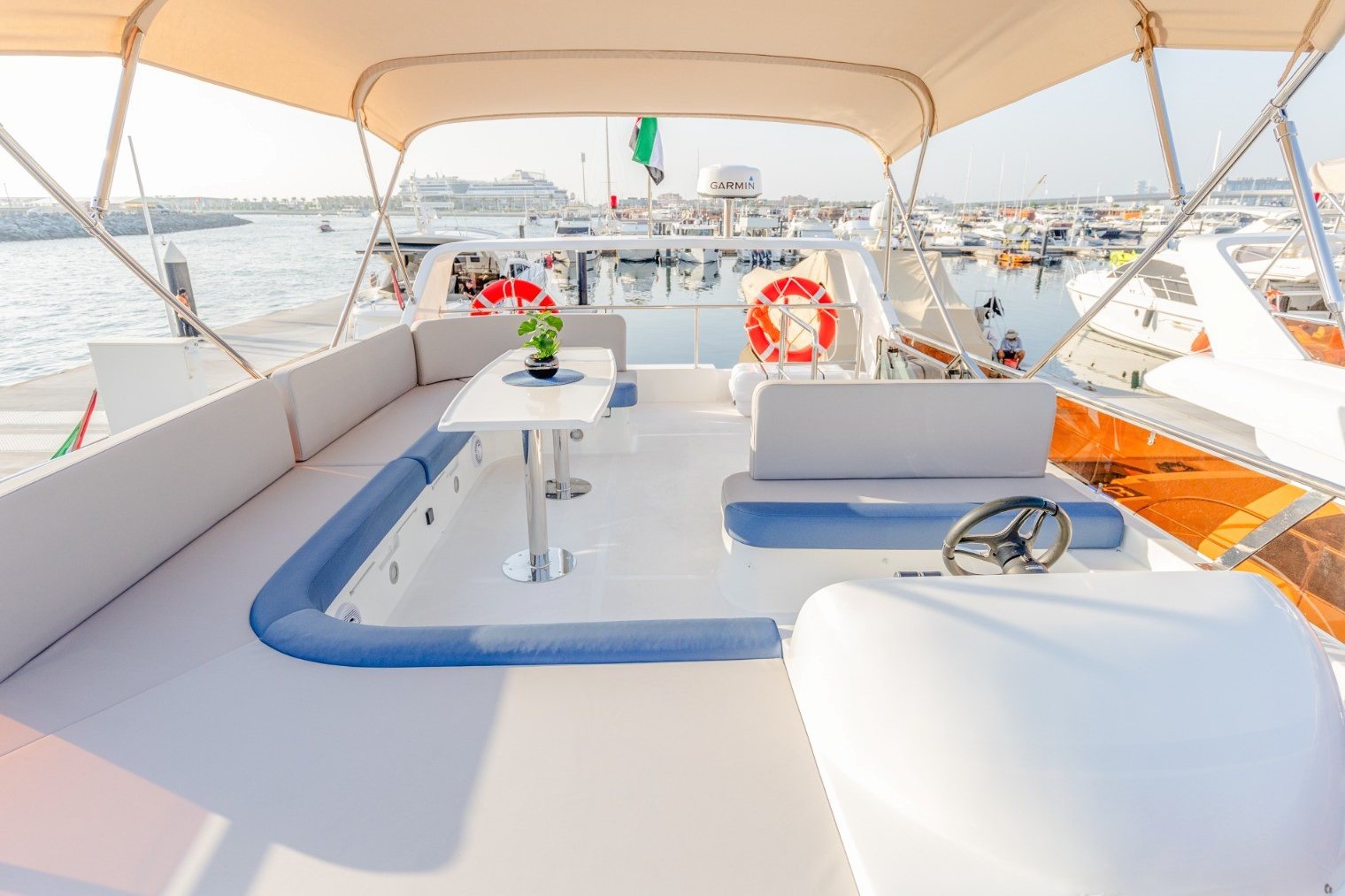 Sky Walker Rio yacht, image 6