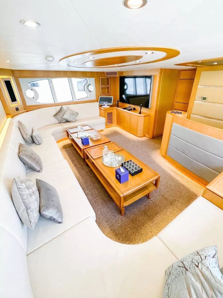 Sky Walker Astra yacht, image 2