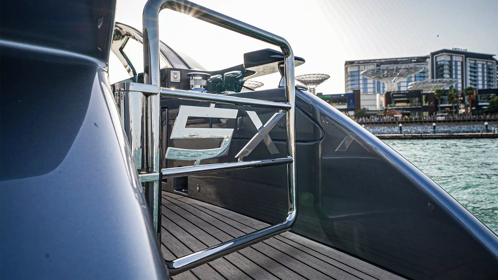 Pershing 5X Shark Grey yacht, image 8