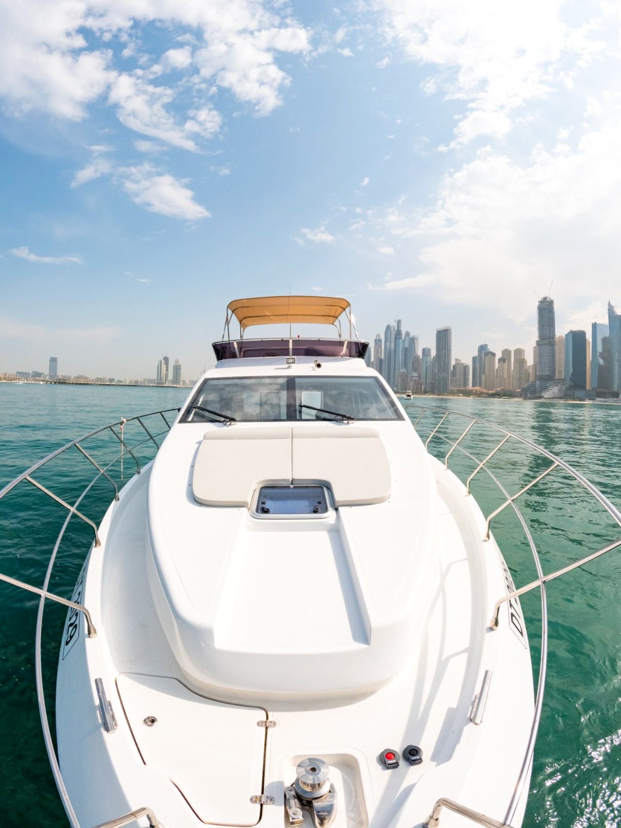 Sky Walker Uno yacht, image 7