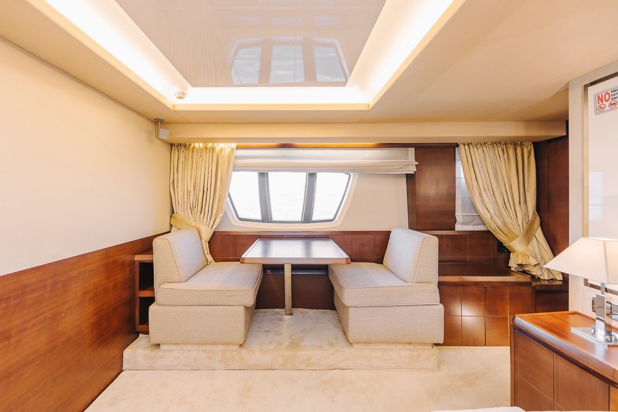 Azimut Viktoria yacht, image 11