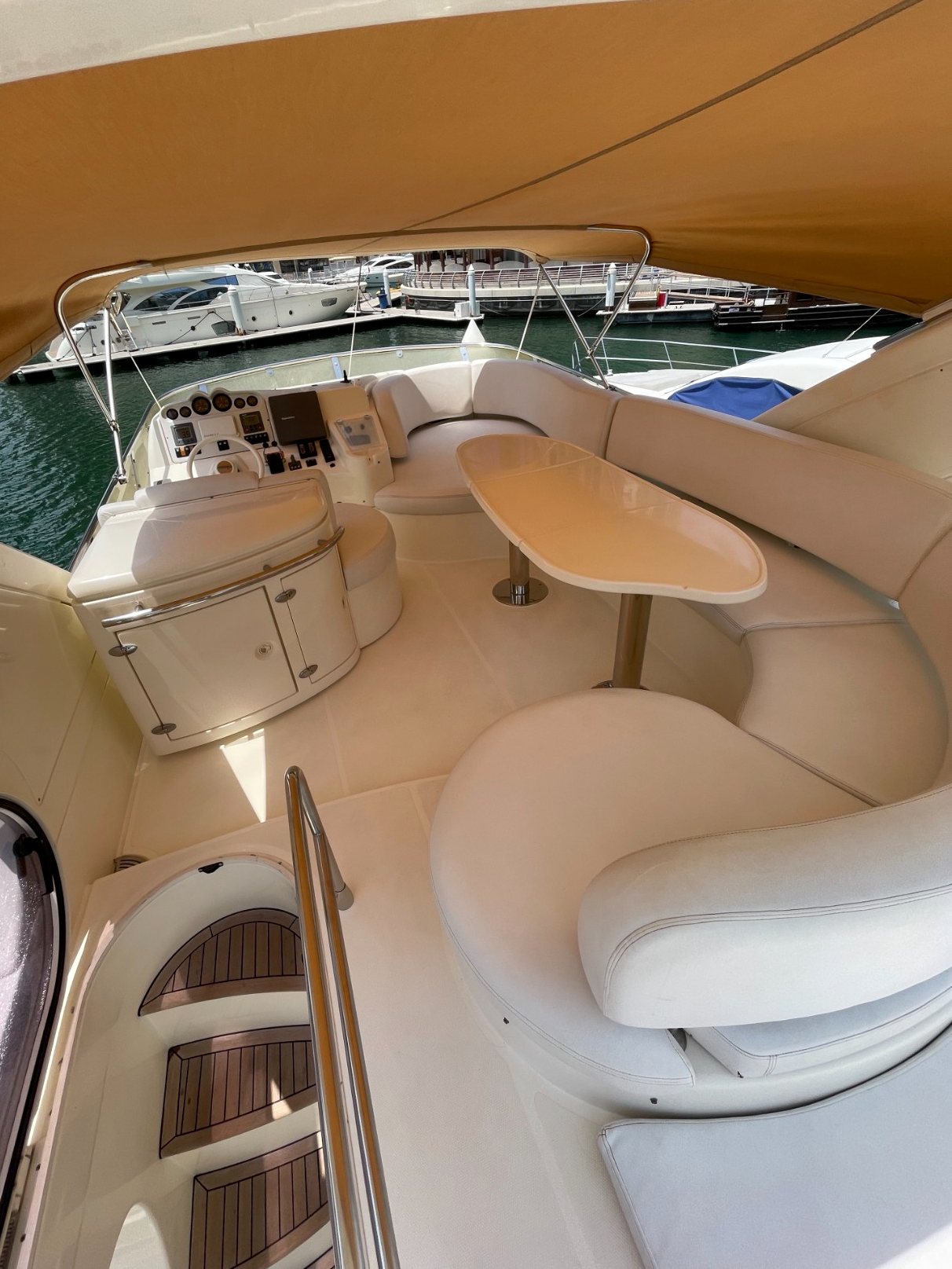 Azimut Grand Crew yacht, image 3