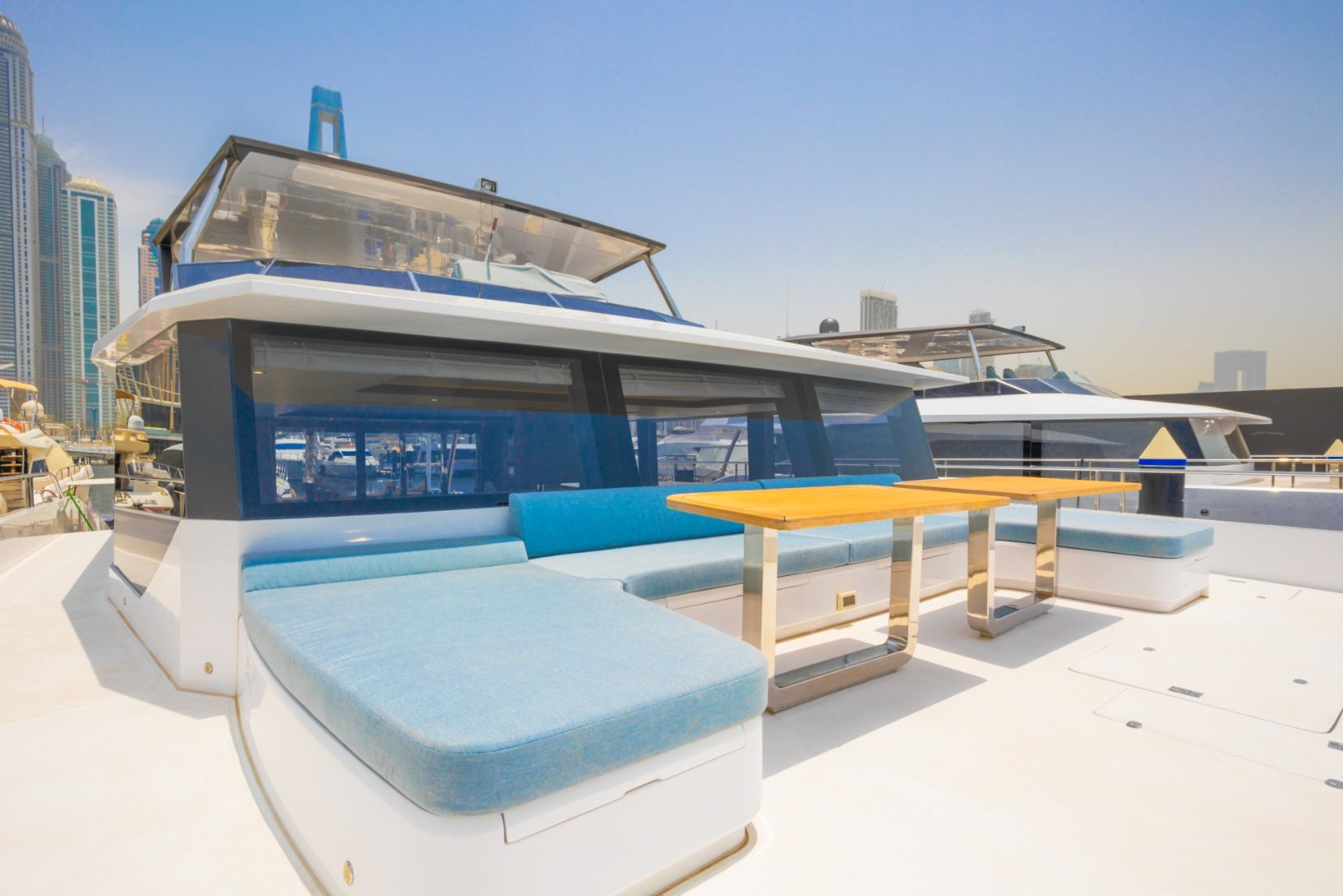Sky Walker Aquila yacht, image 9