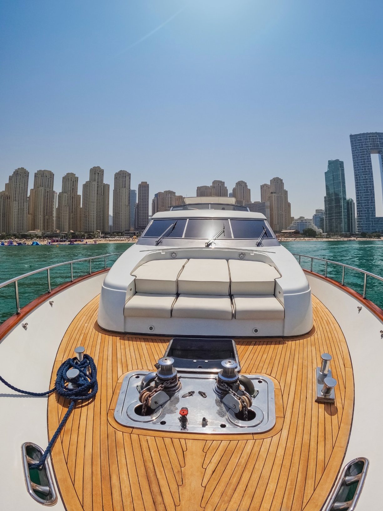 San Lorenzo yacht, image 3