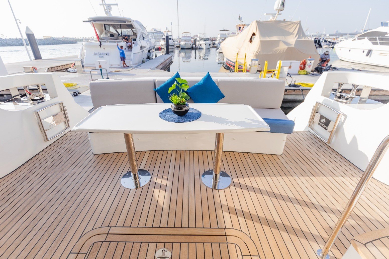 Sky Walker Rio yacht, image 4