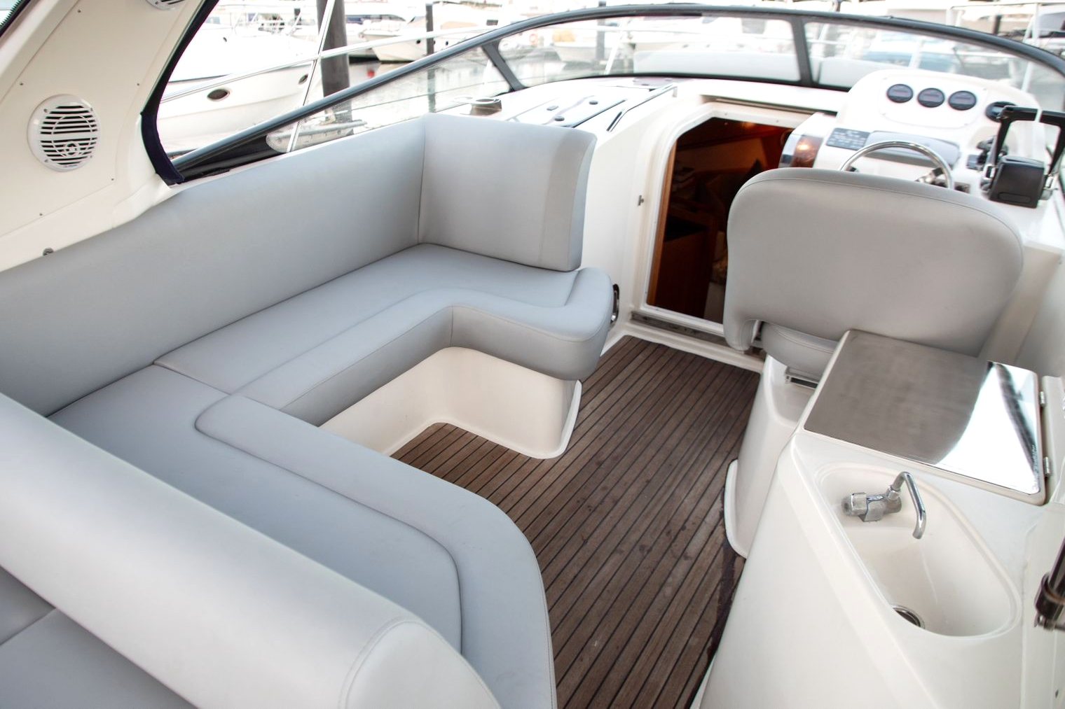 Nora yacht, image 4