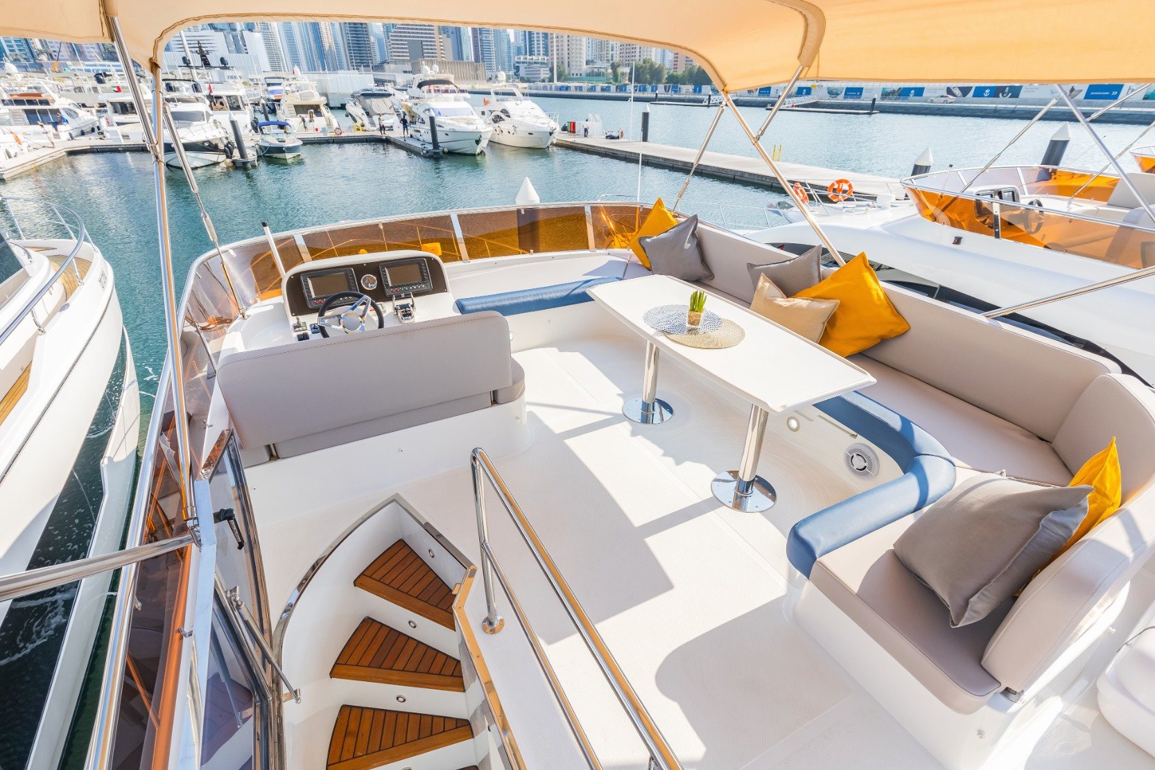 Sky Walker Kio yacht, image 13