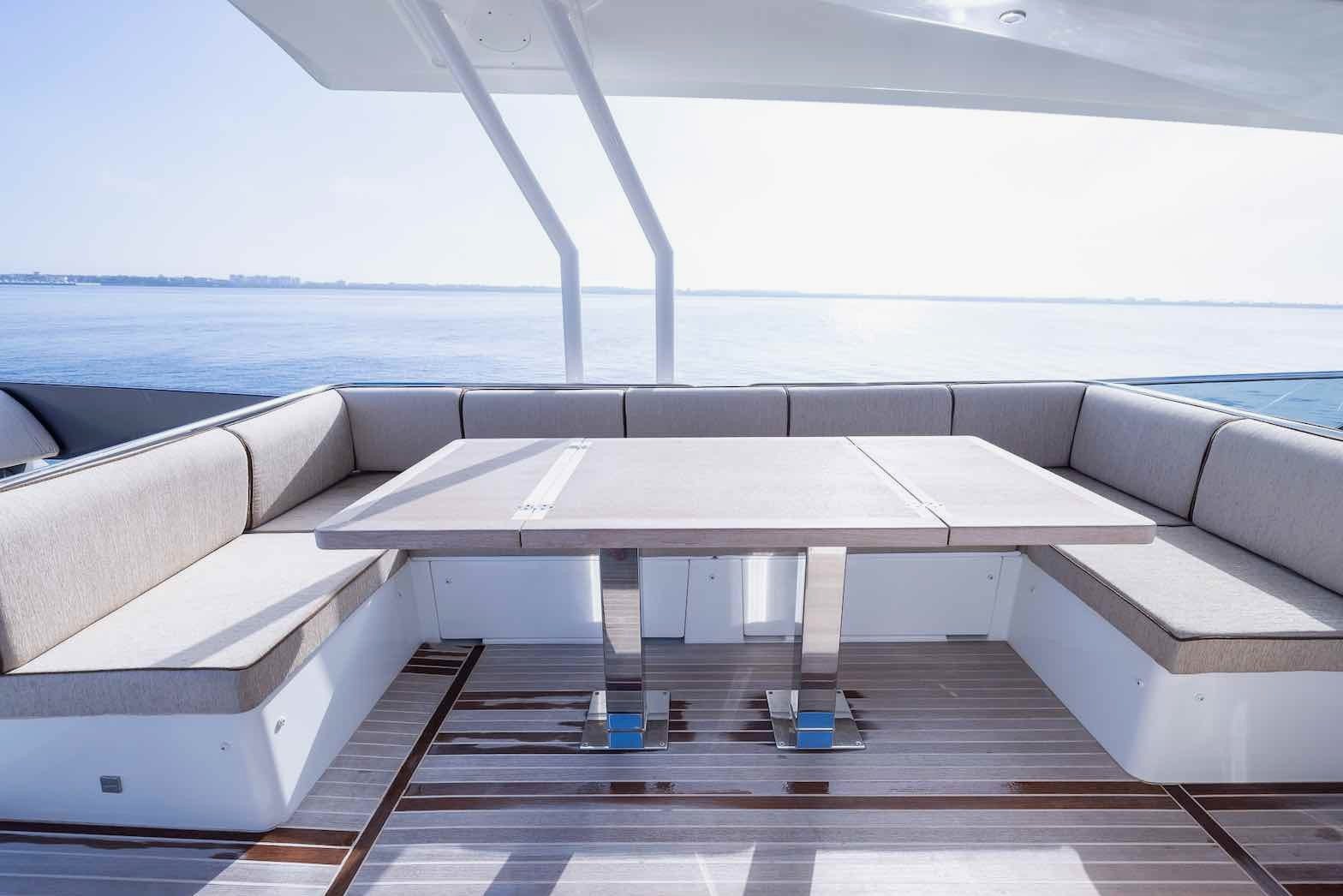 Monte Carlo 6 yacht, image 9