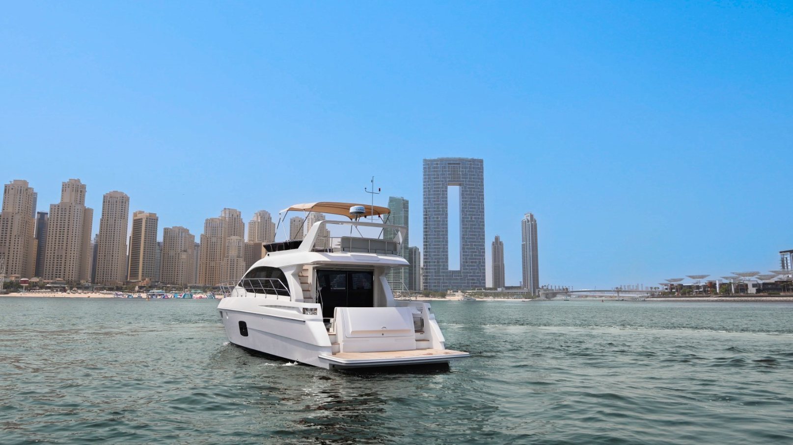 Sky Walker Axa yacht, image 2