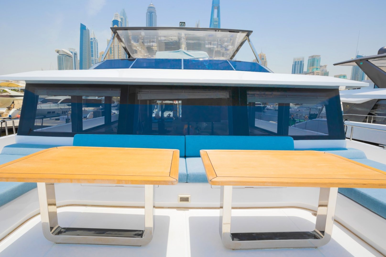 Sky Walker Aquila yacht, image 13